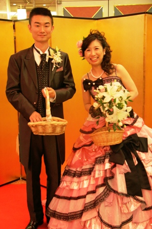 2012T&Gカラードレス.JPG