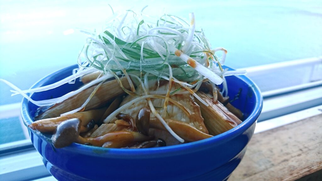 レストラン新メニュー♪～メカジキの照り焼き丼～