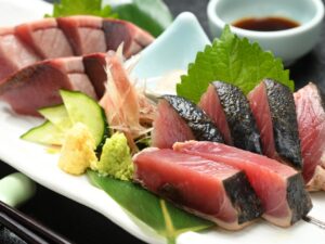 （公式サイト限定価格）【鮑の踊り焼＆気仙沼直送カツオ（かつお）☆刺身もタタキも楽しめる旬味覚プラン】