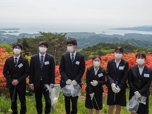ヤマツツジ咲く田束山で清掃活動！