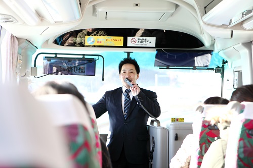 奈良新聞に当館の語り部バス等が紹介されました！