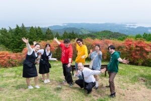 ツツジと絶景の田束山