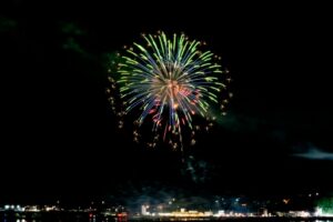 ライブ配信で花火大会を一緒に楽しもう♪